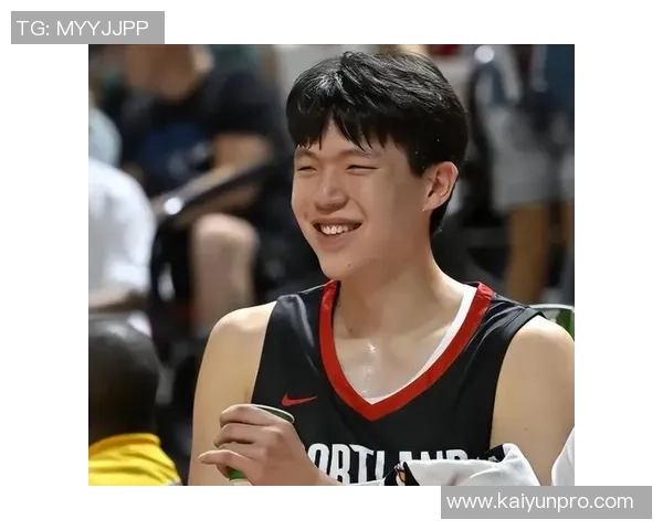 文班亚马挑战浓眉实力费城新星小艾崭露头角杨瀚森首战表现引关注